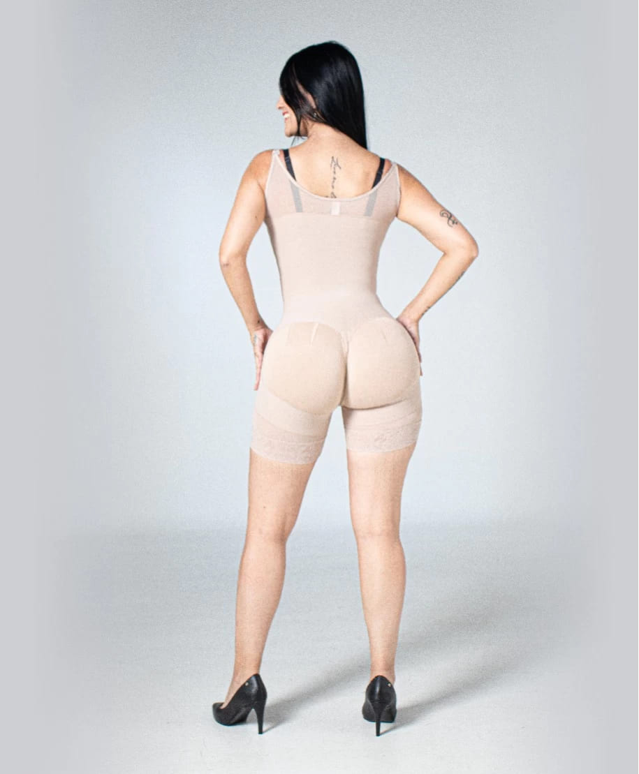 FAJA COMPLETA CINTURA DE AVISTA, REALZA GLUTEOS Y BUSTOS